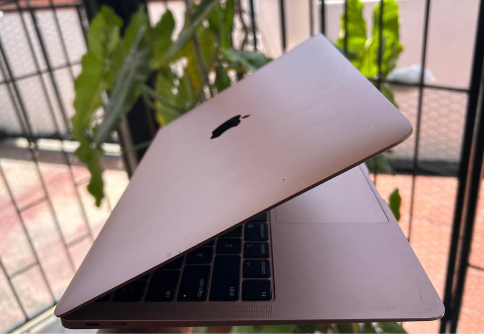 MacBook Air 2019 te koop