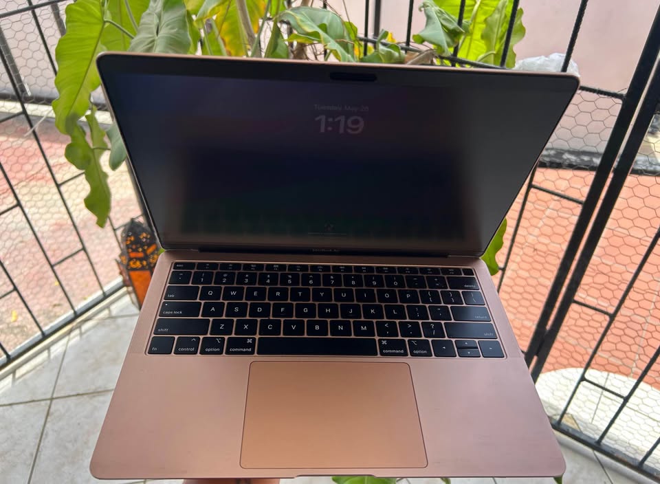 MacBook Air 2019 te koop