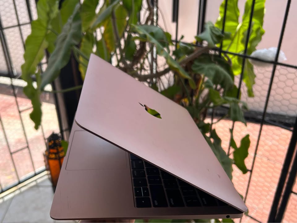 MacBook Air 2019 te koop