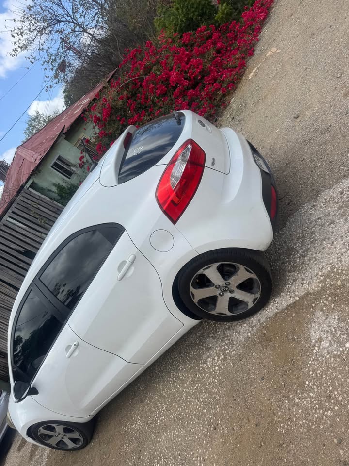 kia rio 2012