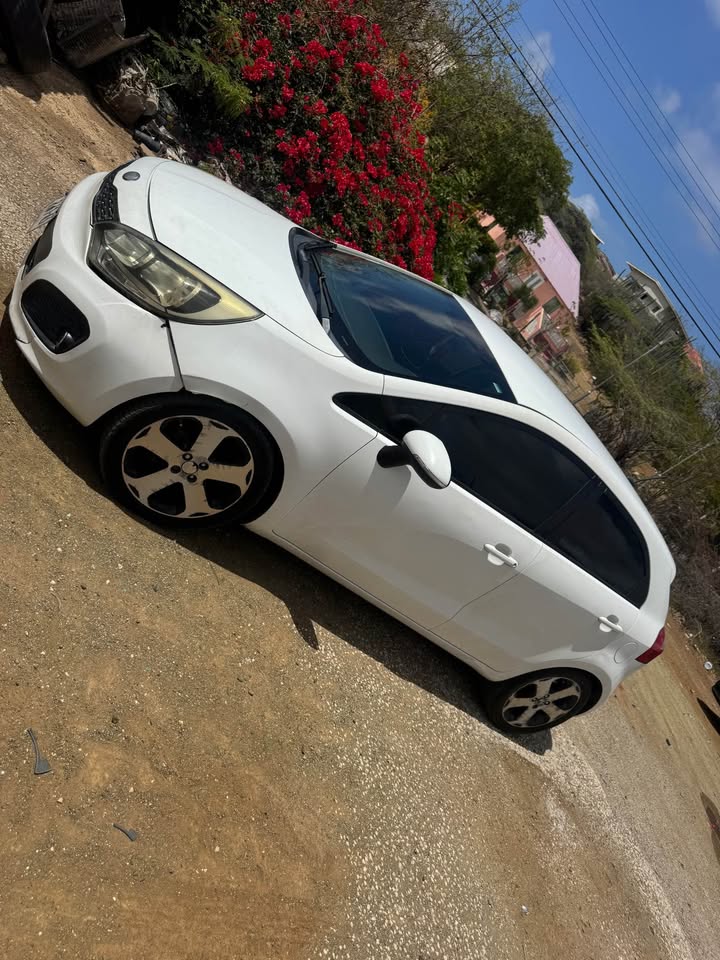 kia rio 2012